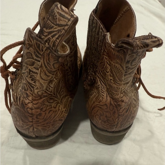 CIRCLE G - Picture 4 of 6